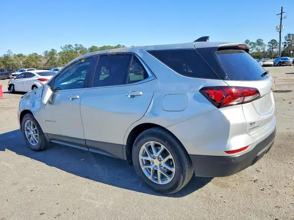 3GNAXKEV4NL265697 2022 CHEVROLET EQUINOX - Image 2
