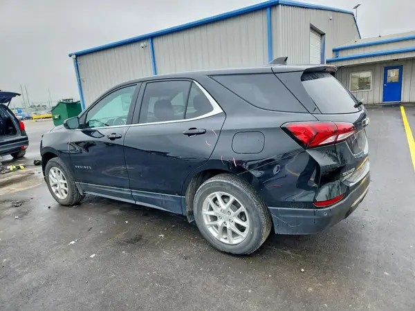 3GNAXKEV4NL269703 2022 CHEVROLET EQUINOX - Image 2