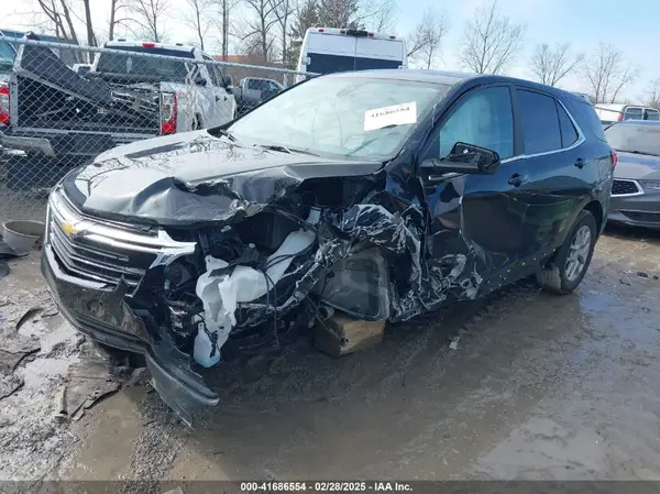 3GNAXKEV4NL280121 2022 CHEVROLET EQUINOX - Image 2