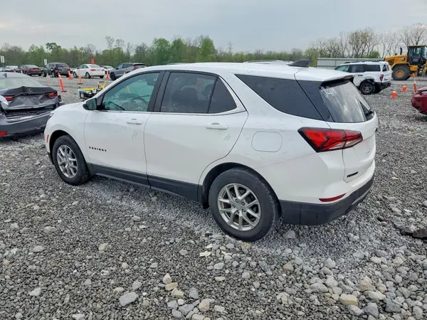 3GNAXKEV4NL285044 2022 CHEVROLET EQUINOX - Image 2