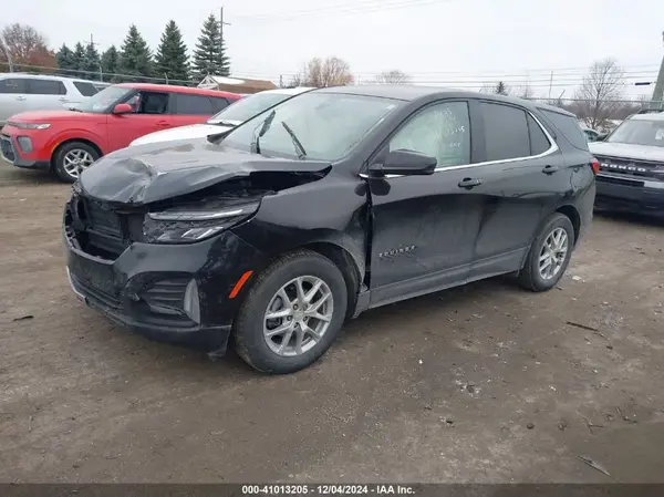 3GNAXKEV4NL293029 2022 CHEVROLET EQUINOX - Image 2