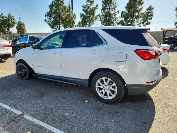 3GNAXKEV5KL130577 2019 CHEVROLET EQUINOX - Image 2
