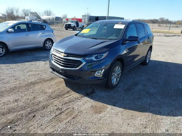 3GNAXKEV5KL195896 2019 CHEVROLET EQUINOX - Image 2