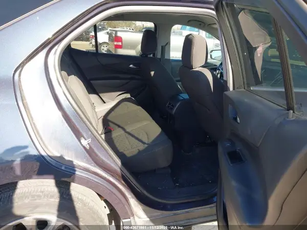 3GNAXKEV5KL195896 2019 CHEVROLET EQUINOX - Image 8