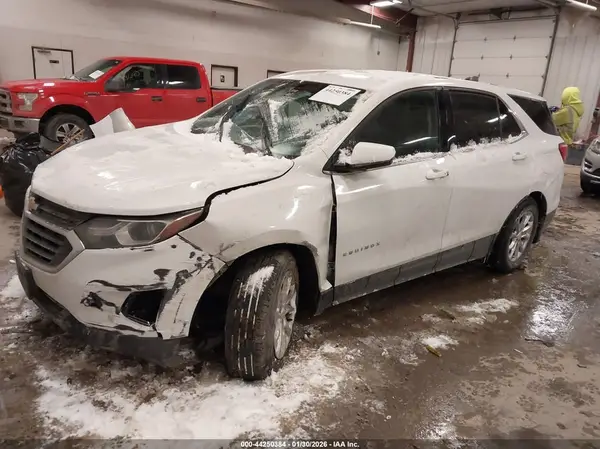 3GNAXKEV5KL273173 2019 CHEVROLET EQUINOX - Image 2