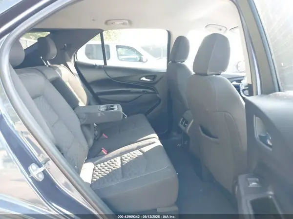 3GNAXKEV5KL287557 2019 CHEVROLET EQUINOX - Image 8