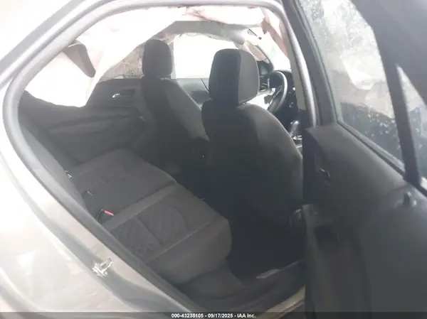 3GNAXKEV5KS561751 2019 CHEVROLET EQUINOX - Image 8