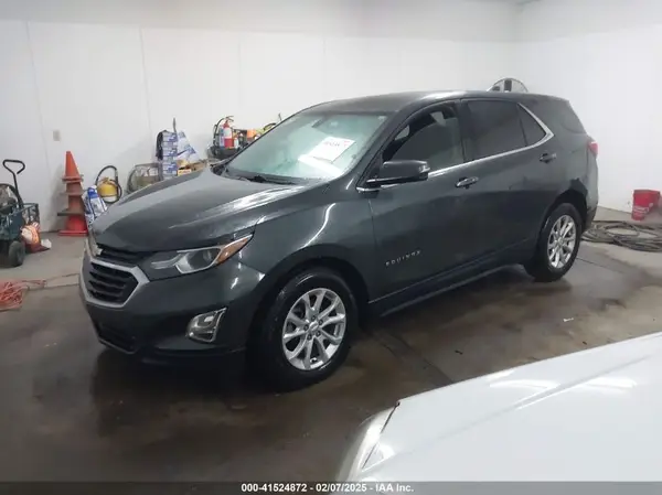 3GNAXKEV5KS566402 2019 CHEVROLET EQUINOX - Image 2