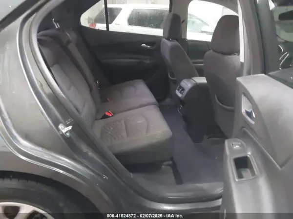 3GNAXKEV5KS566402 2019 CHEVROLET EQUINOX - Image 8