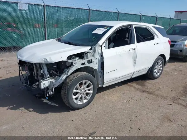 3GNAXKEV5KS604260 2019 CHEVROLET EQUINOX - Image 2