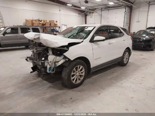3GNAXKEV5KS636156 2019 CHEVROLET EQUINOX - Image 2