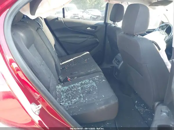 3GNAXKEV5KS640711 2019 CHEVROLET EQUINOX - Image 8