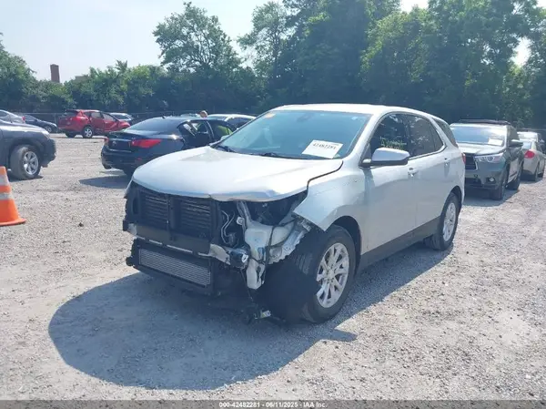 3GNAXKEV5LS687092 2020 CHEVROLET EQUINOX - Image 2