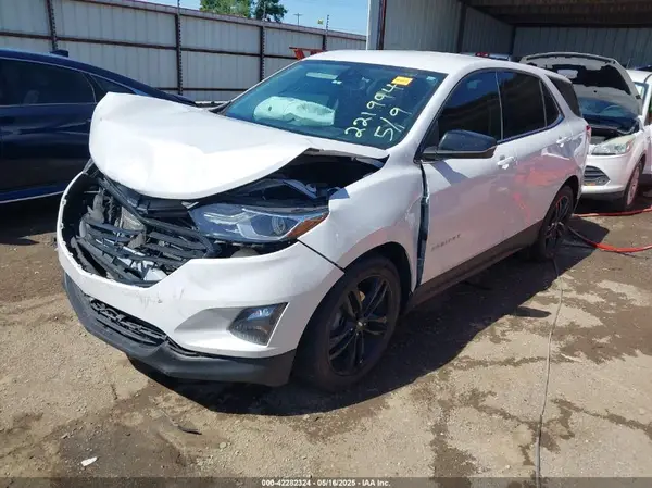 3GNAXKEV5LS736582 2020 CHEVROLET EQUINOX - Image 2