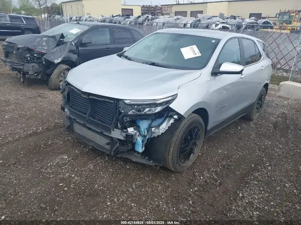 3GNAXKEV5NL170694 2022 CHEVROLET EQUINOX - Image 2