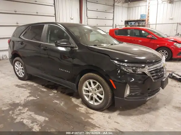 3GNAXKEV5NL174762 2022 CHEVROLET EQUINOX - Image 1