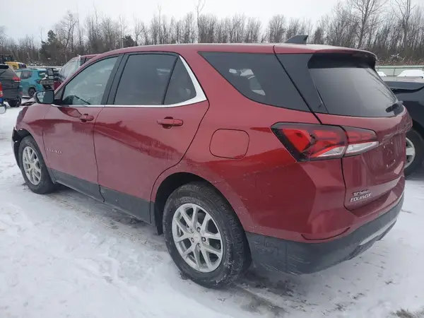3GNAXKEV5NL180030 2022 CHEVROLET EQUINOX - Image 2