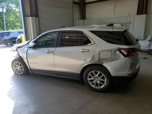 3GNAXKEV5NL193392 2022 CHEVROLET EQUINOX - Image 2