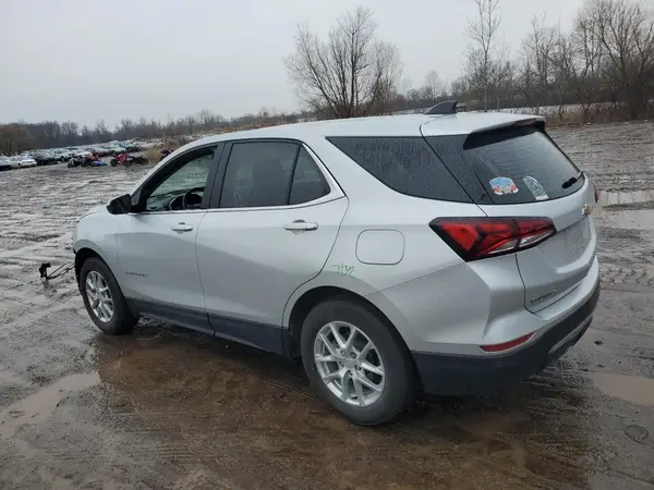 3GNAXKEV5NL239304 2022 CHEVROLET EQUINOX - Image 2