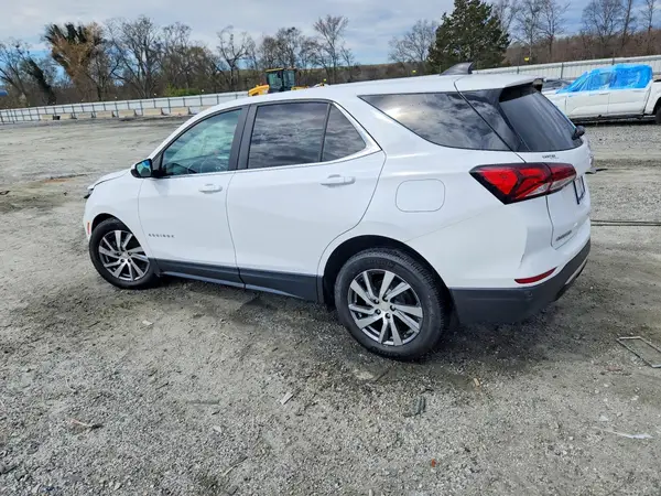 3GNAXKEV5NL250335 2022 CHEVROLET EQUINOX - Image 2