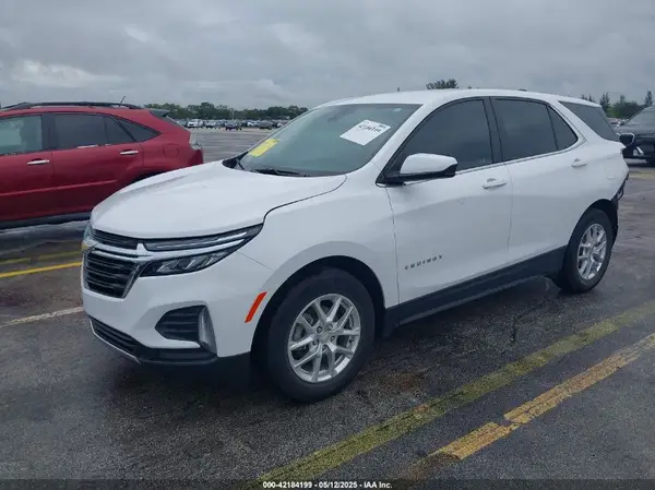 3GNAXKEV5NL259715 2022 CHEVROLET EQUINOX - Image 2