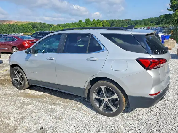 3GNAXKEV5NL266275 2022 CHEVROLET EQUINOX - Image 2