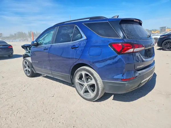 3GNAXKEV5NL267930 2022 CHEVROLET EQUINOX - Image 2