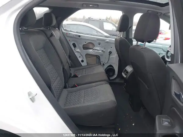 3GNAXKEV5NL281388 2022 CHEVROLET EQUINOX - Image 8