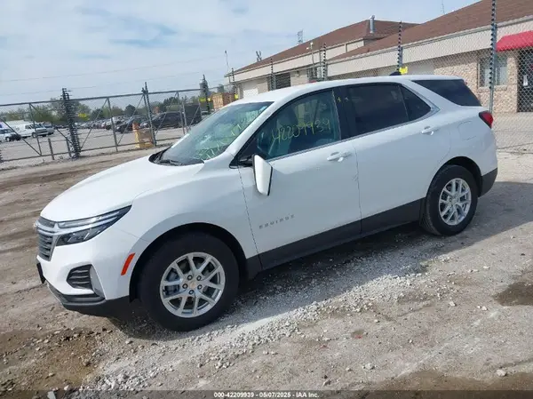 3GNAXKEV5NS216434 2022 CHEVROLET EQUINOX - Image 2