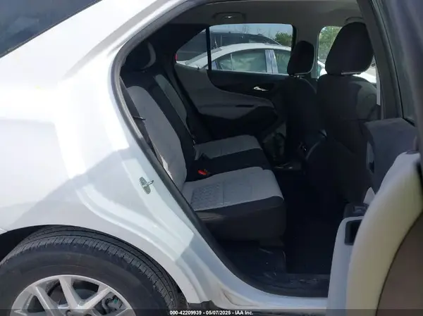 3GNAXKEV5NS216434 2022 CHEVROLET EQUINOX - Image 8