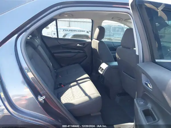 3GNAXKEV6KL181117 2019 CHEVROLET EQUINOX - Image 8