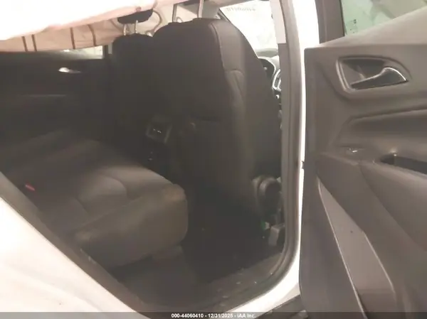 3GNAXKEV6KL226427 2019 CHEVROLET EQUINOX - Image 8