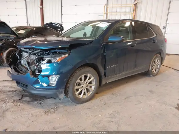 3GNAXKEV6KL233698 2019 CHEVROLET EQUINOX - Image 2