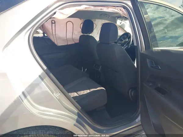 3GNAXKEV6KS527320 2019 CHEVROLET EQUINOX - Image 8