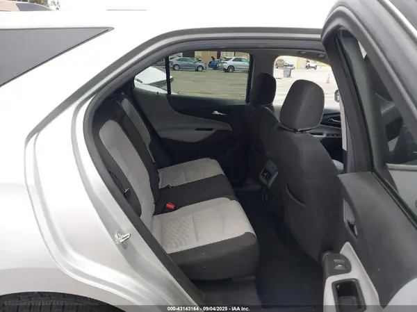 3GNAXKEV6KS551214 2019 CHEVROLET EQUINOX - Image 8