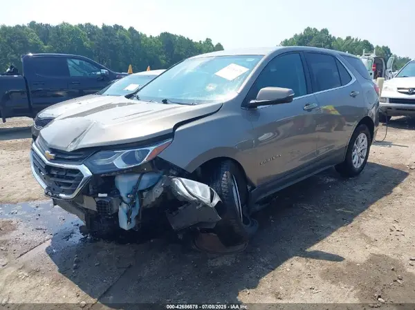 3GNAXKEV6KS555926 2019 CHEVROLET EQUINOX - Image 2