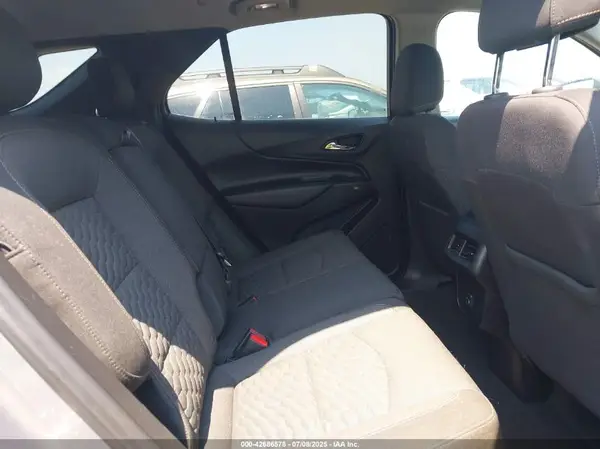 3GNAXKEV6KS555926 2019 CHEVROLET EQUINOX - Image 8