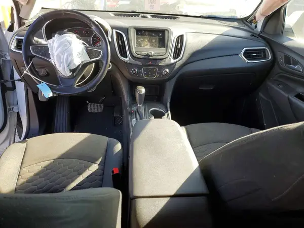 3GNAXKEV6KS567008 2019 CHEVROLET EQUINOX - Image 8