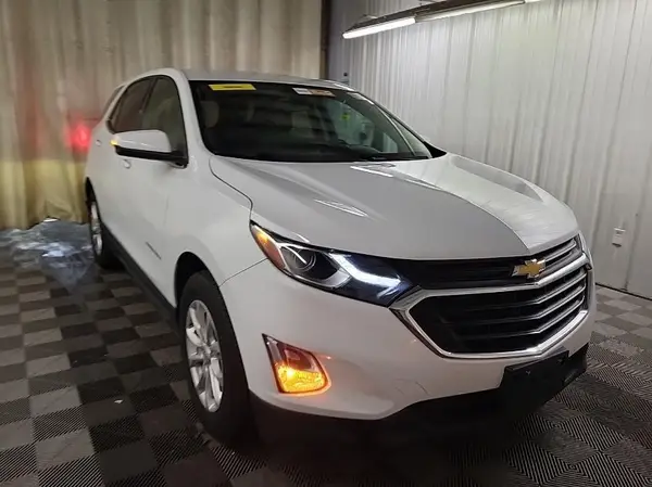 3GNAXKEV6KS582138 2019 CHEVROLET EQUINOX - Image 1