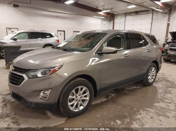 3GNAXKEV6KS586786 2019 CHEVROLET EQUINOX - Image 2