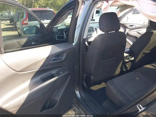 3GNAXKEV6KS604364 2019 CHEVROLET EQUINOX - Image 8