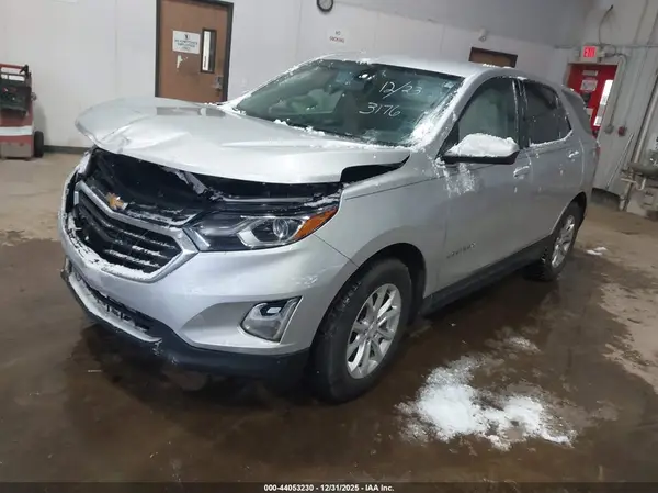 3GNAXKEV6KS613176 2019 CHEVROLET EQUINOX - Image 2