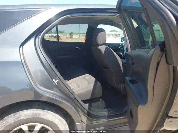 3GNAXKEV6KS629703 2019 CHEVROLET EQUINOX - Image 8