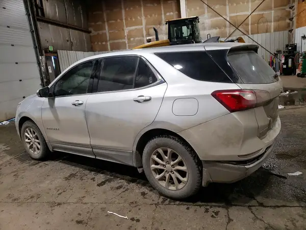 3GNAXKEV6LL272518 2020 CHEVROLET EQUINOX - Image 2