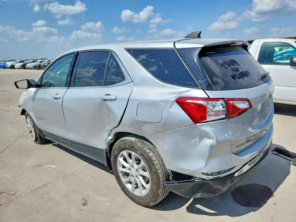 3GNAXKEV6LS525228 2020 CHEVROLET EQUINOX - Image 2