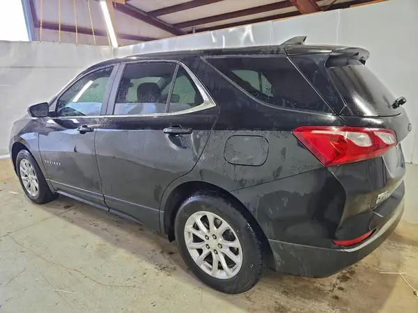 3GNAXKEV6ML330578 2021 CHEVROLET EQUINOX - Image 2