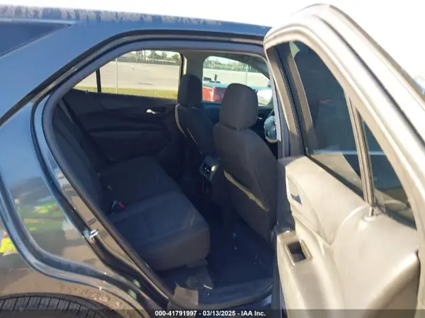 3GNAXKEV6ML363614 2021 CHEVROLET EQUINOX - Image 8