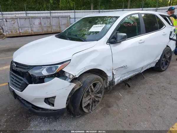 3GNAXKEV6ML400225 2021 CHEVROLET EQUINOX - Image 2
