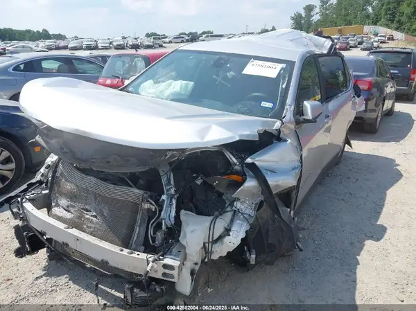 3GNAXKEV6MS137188 2021 CHEVROLET EQUINOX - Image 2