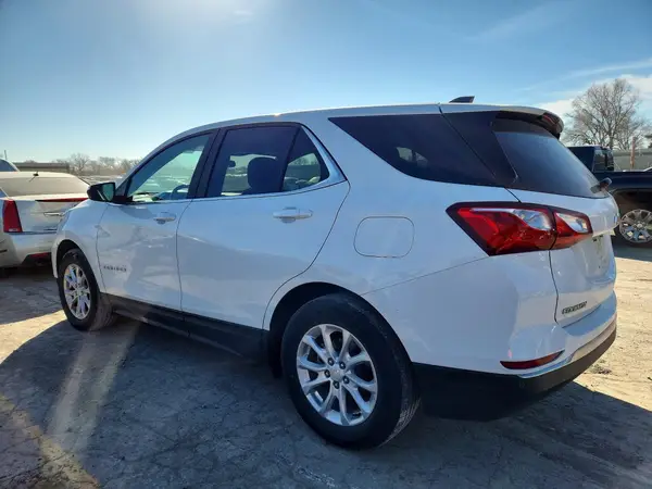 3GNAXKEV6MS155996 2021 CHEVROLET EQUINOX - Image 2